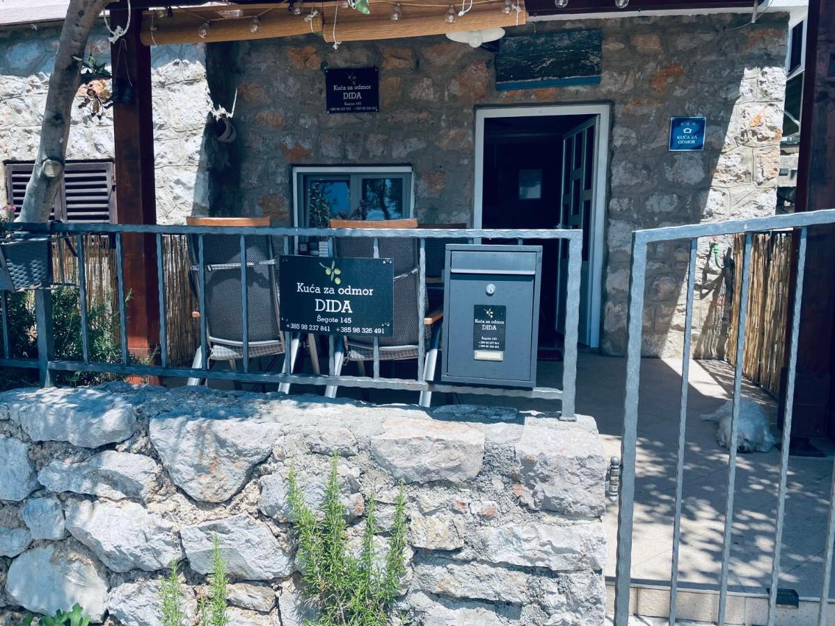 Vila Kuca Za Odmor “Dida” Stinica Exteriér fotografie